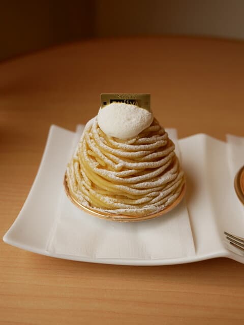Patisserie Shiiya: классическая французская кондитерская