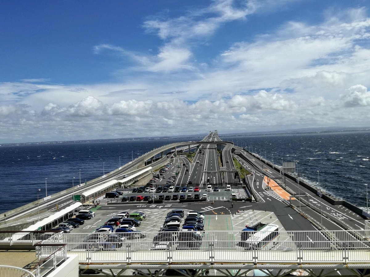 Линия Tokyo Bay Aqua Line
