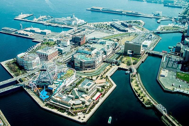 Сад на крыше башни Yokohama Landmark Tower
