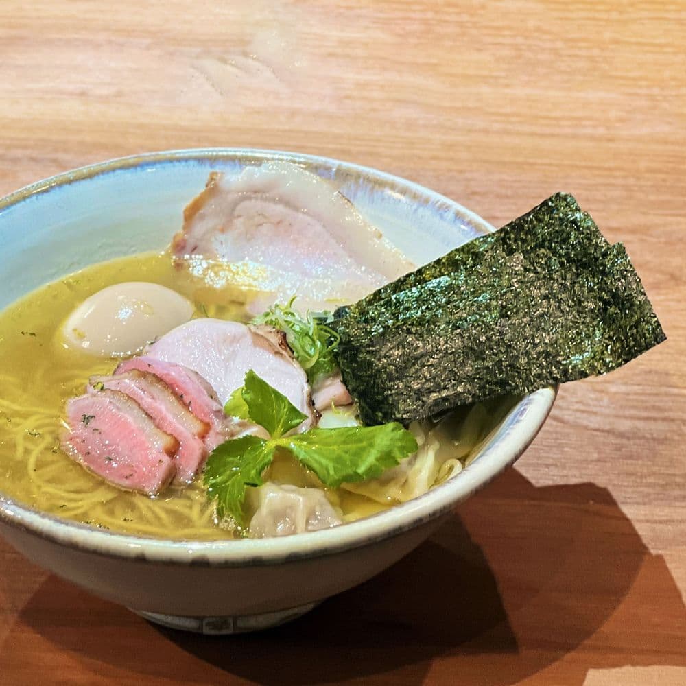 Japanese Ramen Gokan: изысканный рамэн на даси и с тясю