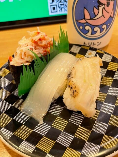 Kaiten Zushi Triton: качественные суши на конвейере