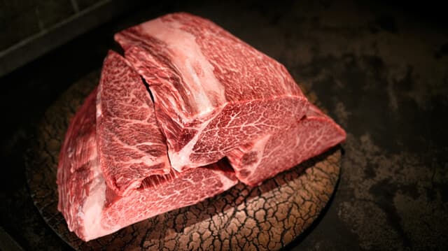 Yakiniku Horumon Fudo.: первоклассное вагю и субпродукты на гриле