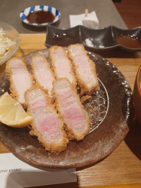 Tonkatsu Kyohei: тонкацу, приготовленный при низкой температуре