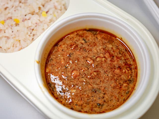 spice curry mokuromi: японский спайс-карри за стойкой