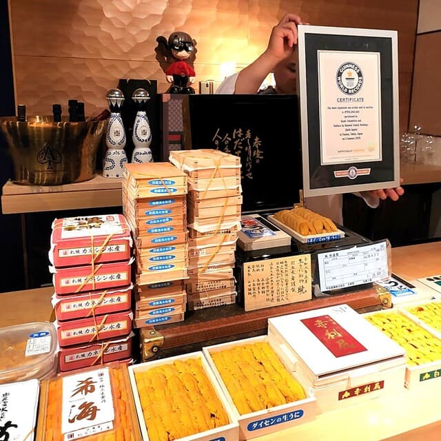 Sushi Takamitsu: театральные омакасе и премиальные уни