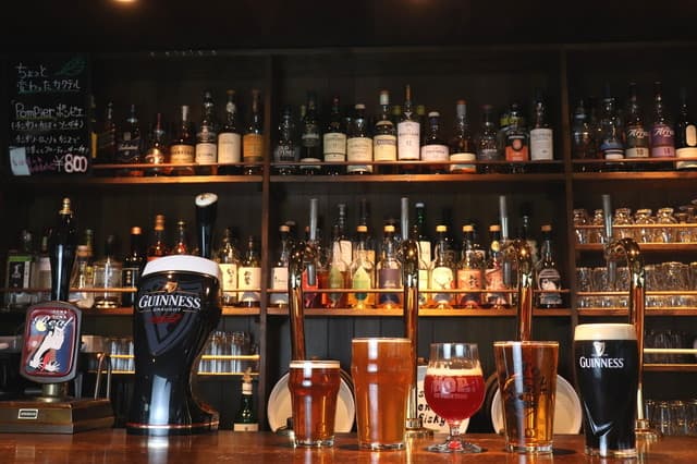 Public House The Royal Scotsman: аутентичный британский паб