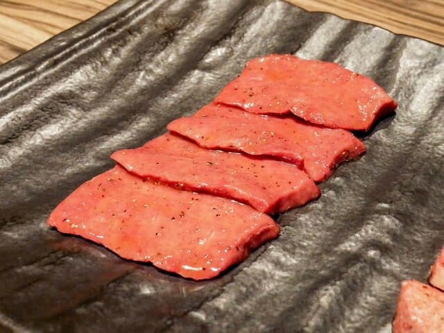 Yakiniku Jumbo Hanare: первоклассное якинику с вагю