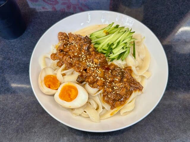 Shanghai Ro Toshaumenkan: настоящая лапша даосяомянь