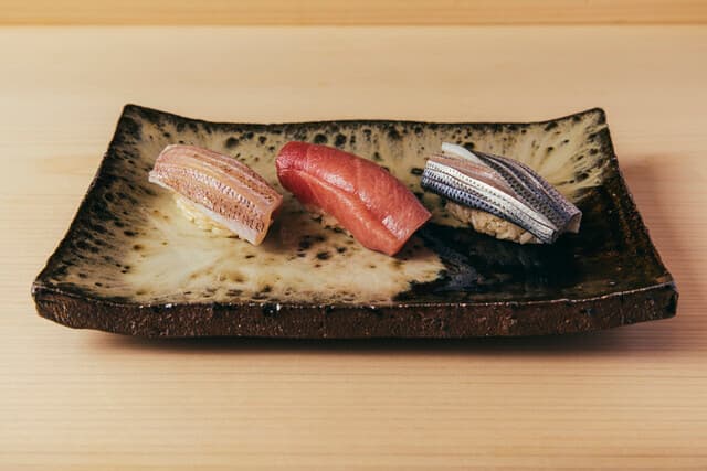 Sushi Zai: щедрый омакасе в стиле эдомаэ