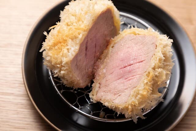 Tonkatsu Narikura: эталонное тонкацу, приготовленное при низкой температуре