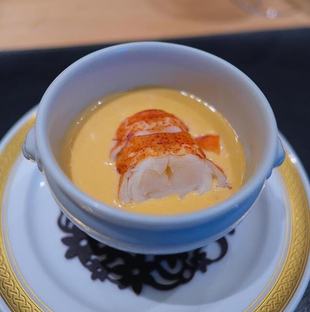 Ginza Ooishi: театральная французская кухня за стойкой