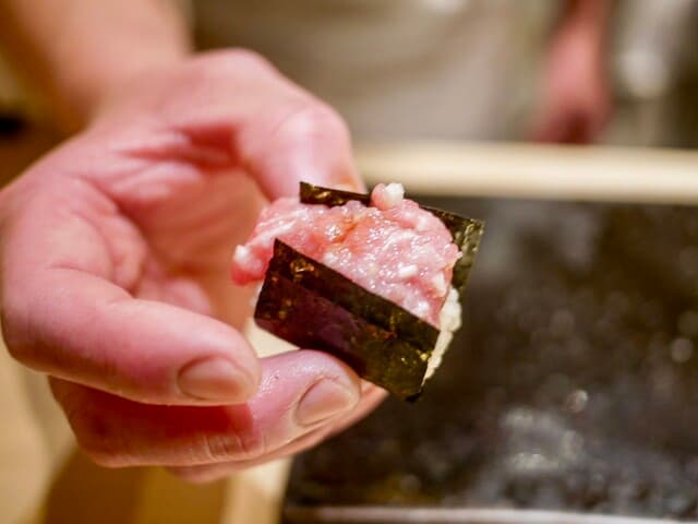 Sushi Matsuura: омакасе-суши с щедрыми порциями