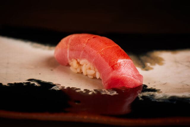 Sushi Ryujiro: суши эдомаэ с ярким характером