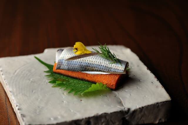aca: испанский омакасе на углях