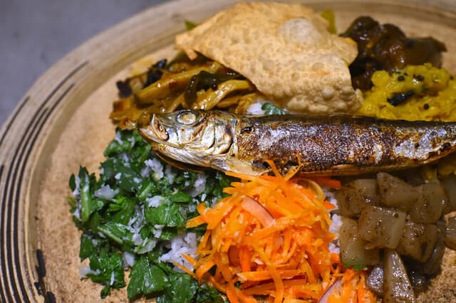 HOPPERS: современная шри-ланкийская кухня