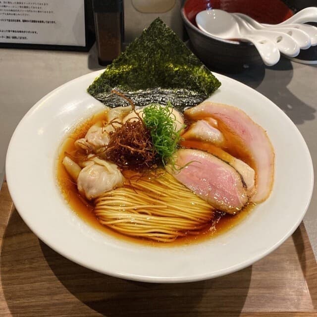 Ramen Break Beats: авторский рамен на курином бульоне