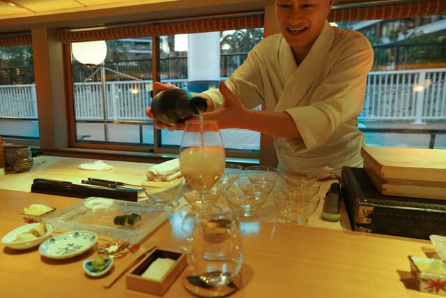 Sushi Takamitsu: суши-омакасе в круизе по Токийскому заливу
