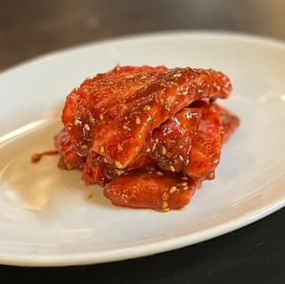Koenji Yakiniku Kokochi Ichiba ten: якинику с мясом прямо с рынка