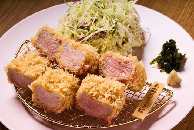 Pretty Pork Factory & Katsu Puripo: дегустация редких пород свинины