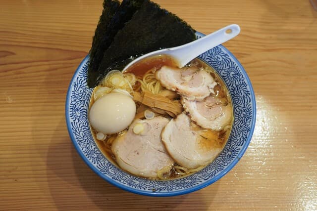 Chuka Soba Efu: рамэн с лапшой собственного производства
