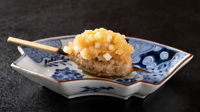 Hamaguri Zaka Maekawa: эталонное якитори за стойкой