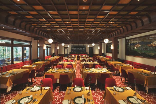 Manpei Hotel Main Dining Room: классическая отельная кухня
