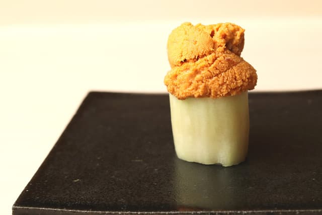 Sushi Taka: эдомаэ-суши из продуктов Нагано