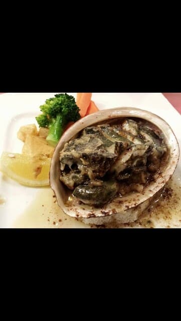 Restaurant Clair: классическая кухня ёсёку и местные морепродукты
