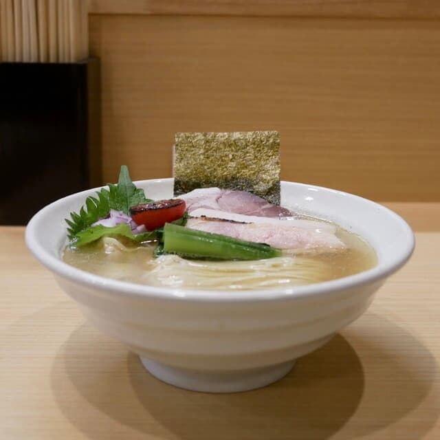 Chuka Soba Uosei: рамен с насыщенным рыбным бульоном