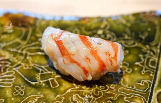 Sushi Shunbi Nishikawa: суши-омакасэ с видом на замок