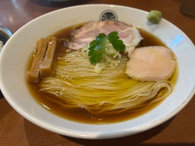 Ramen Touhichi: изысканный рамен на курином бульоне