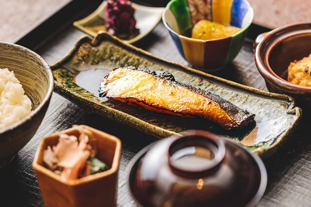 Saikyo Yaki Kyoto Yamaroku: киотская рыба на гриле