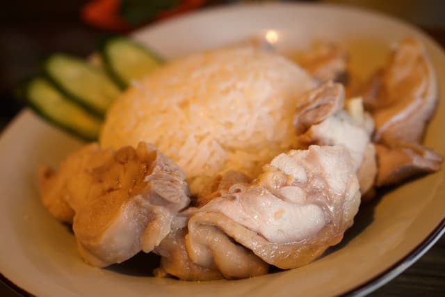 Horiuchi Chicken Rice: азиатский рис с курицей