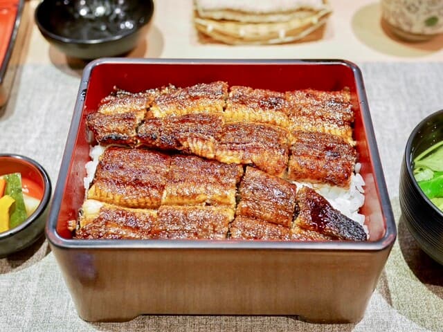 Unagiya Unagi: угорь по-кансайски, приготовленный на ваших глазах