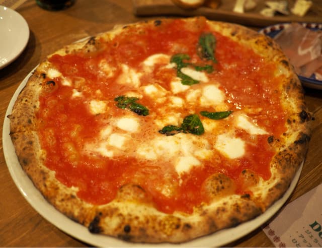 La Pizza Napoletana Regalo: неаполитанская пицца мирового уровня
