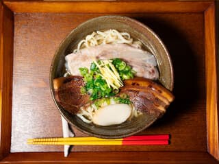 Okinawa Mendokoro Tengan Honmachi ten: настоящая окинавская соба