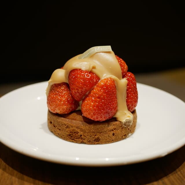 patisserie plein: классическая французская кондитерская