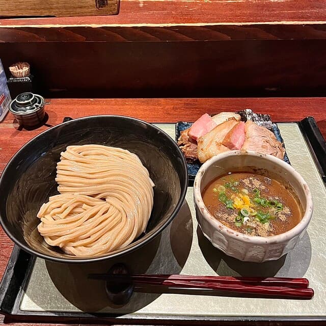 Tsukemen Shigeta: образцовый цукэмэн