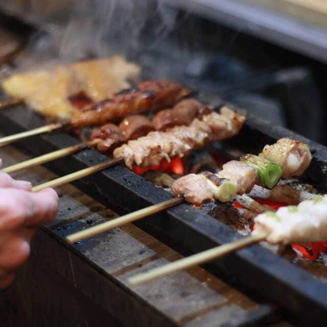 Yakitori Mochizuki: якитори-омакасе до первой остановки