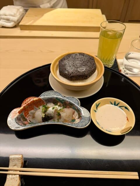 Okada: изысканная кухня кайсэки за стойкой шефа