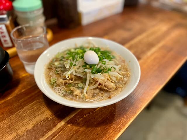 Ramen Fujimoto: рамен на насыщенном рыбном бульоне