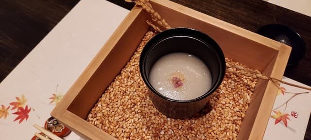 Kyodoaji Kakehashi: местная кухня кайсэки из Ономити