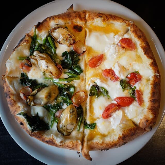 pizza juicy: креативная неаполитанская пицца
