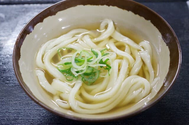 Yamauchi Udon Ten: деревенский удон из дровяной печи
