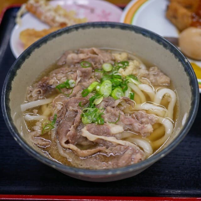 Yamashita Udon: родина буккакэ-удона, самообслуживание