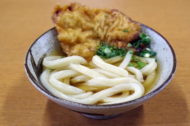 Seitan Teuchi Joto Udon: удон самообслуживания