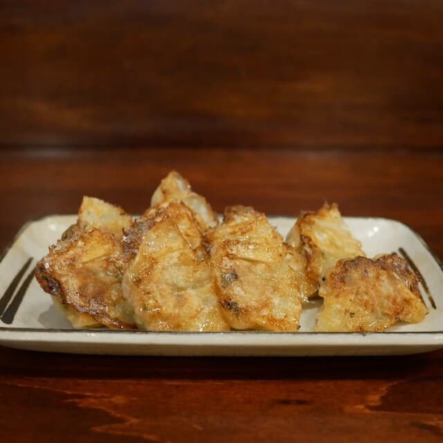 Hitokuchi Gyoza Tenya: знаменитые гёдза в один укус