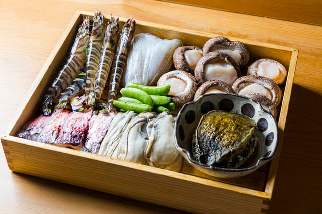 Tempura Takeuchi: эталонная темпура и сезонные блюда