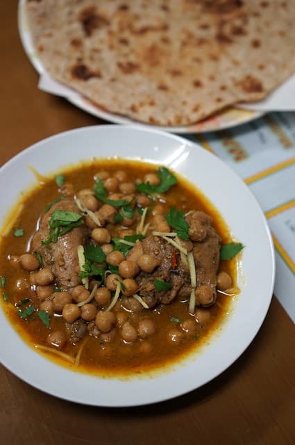 Hallal Food Marhaba: настоящая пакистанская кухня