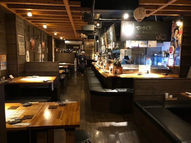 Izakaya Deiriguchi: окинавский идзакая с морепродуктами